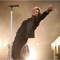 We'll post quotes, photos and news about the band, enjoy! From a fan to the fans of @BonJovi. Lots of love! Personal: @karinamtnzc Co-owned by: @zoegousiou