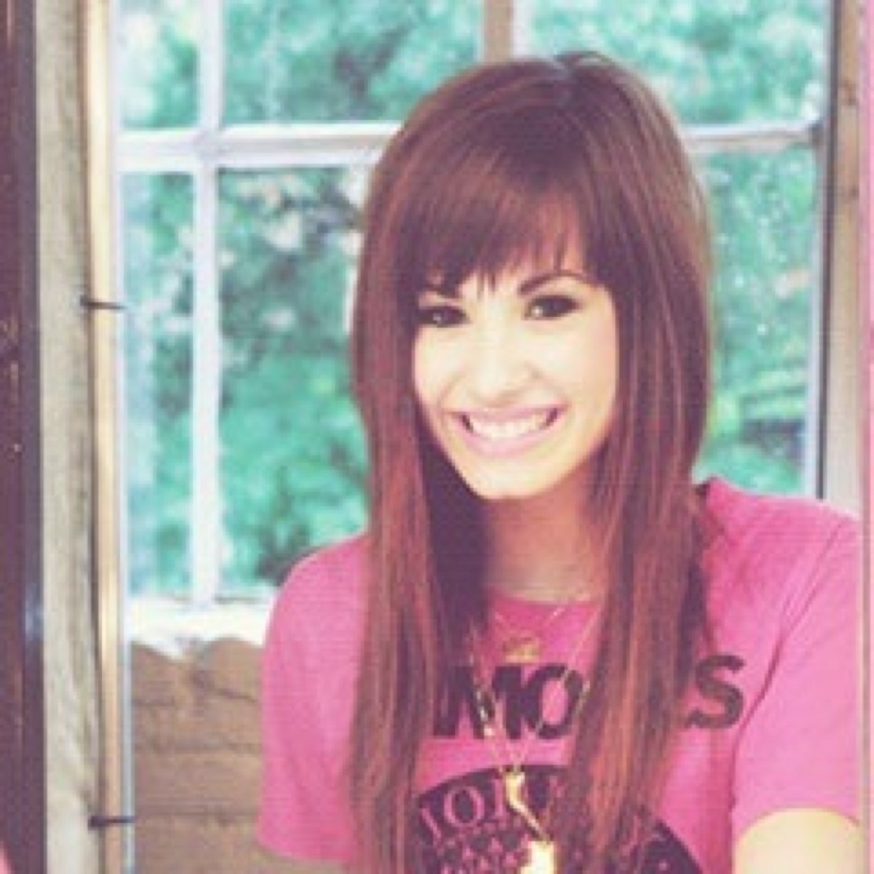 h0weverlove's profile picture. 