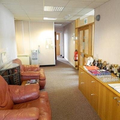Town centre offices for rent and meeting room for hire in Andover, Hampshire