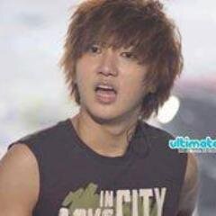 NO SIGAS ESTA CUENTA/[DON' FOLLOW THIS ACC]. Sigue a/Follow [@sjmyworld] :3 :^) ONLY KPOPERS [SOLO KPOPERS]
