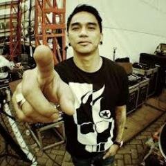Sumpah gue p'cinta UNGU CLIQUERS. . .
and tdk ada orang yg sempurna k'cuali ALL0H swt. . .