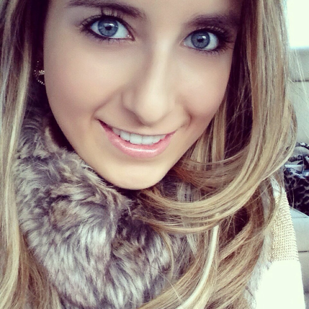 Just a girl who enjoys life :)
Follow me on instagram: @chanelle0115