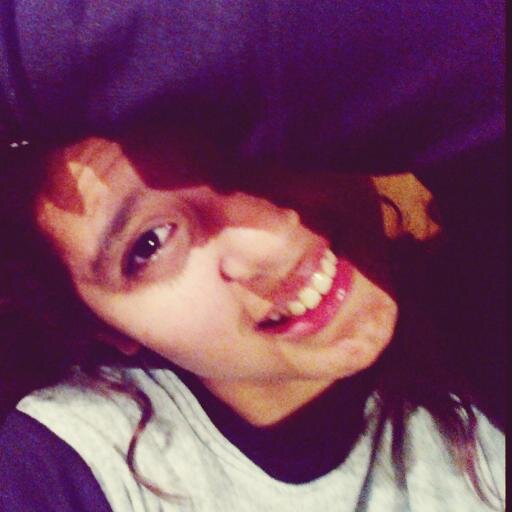 lokamente enamorada de paramore .,-. y the vampire diaries :)