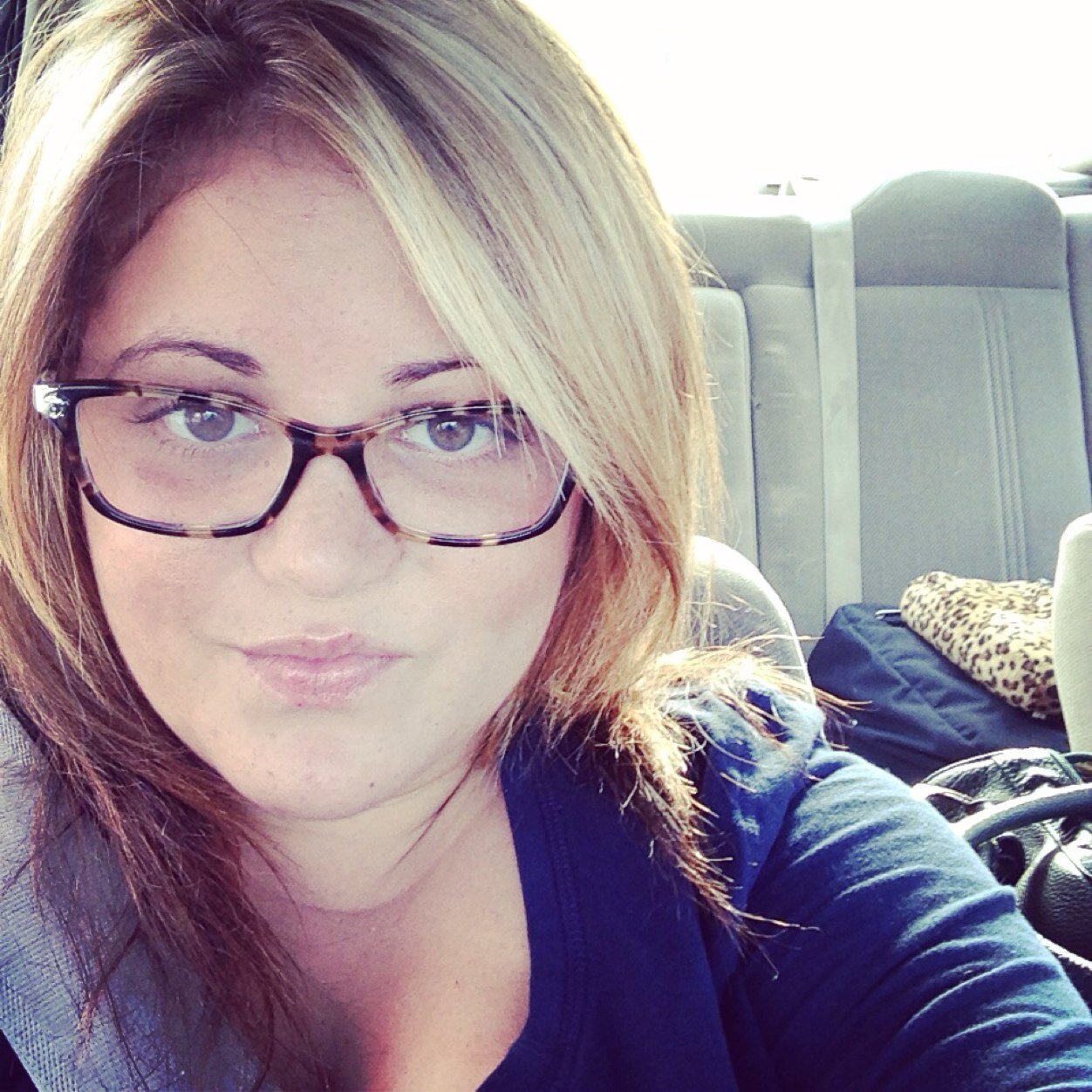 samconn53's profile picture. love is everything and I'm just a lucky Leo