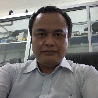 Profesi saya adalah engineer konsultant untuk menerapkan teknologi renewable energy.