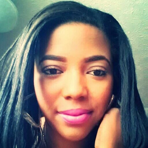 LipglossNPumpz's profile picture. 