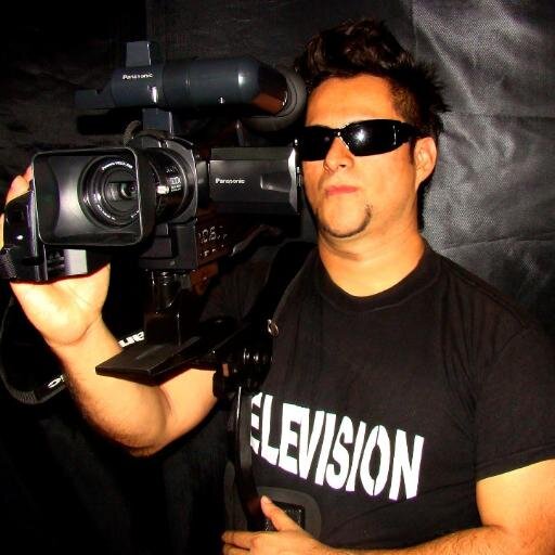 Productor de Television  y Musico Profesional