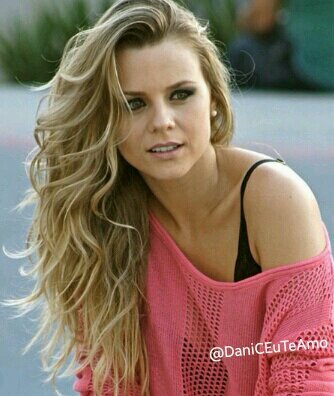 Fc dedicado a @danicarvalhooo minha estrela maior ! ty loive moizião ! meu Tudão Since : 10/06/11