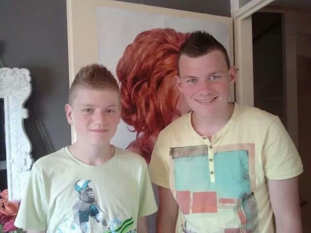 Stefan /\ 15 Jaar /\ BC4A /\ Corlaer college /\ VVHooglanderveen /\ B5 /\