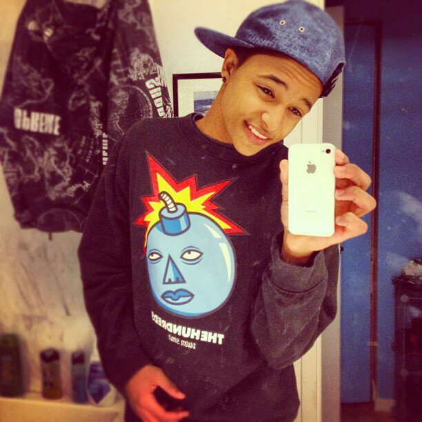 ~I dont need a model, I dont need a movie star,you dont have to win the lotto , oh I want u to win my heart~miguel