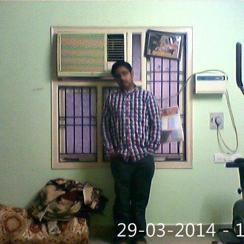I  am the son of suram suresh.
studied in sankara vidyalaya and psbb millennium school and studying in narayana olympiad IIT
