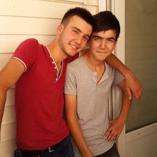 16 yaşındaym yengeç burcuym sohbeti severim l'm drunk for you my honey ^/kocaeli / giresun /çanakkale