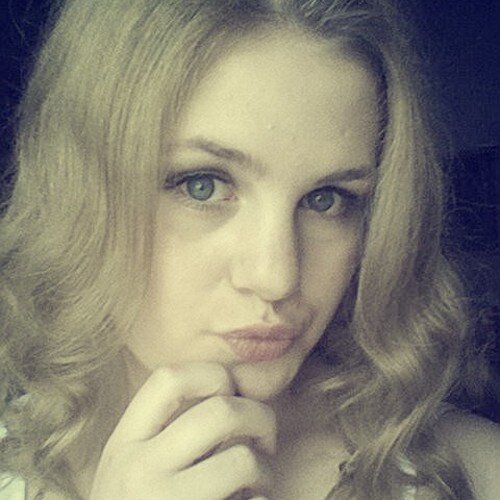 Fitness, Dancer, Aspiring make-up artist. Live,Laugh,Love