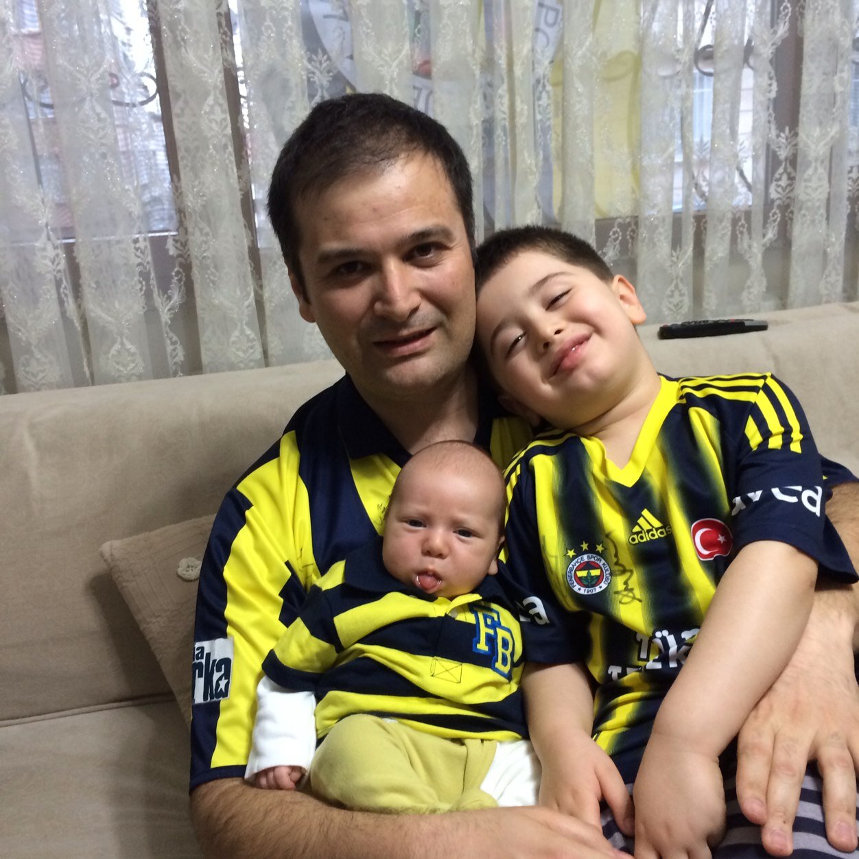 Father & Fenerbahce fan