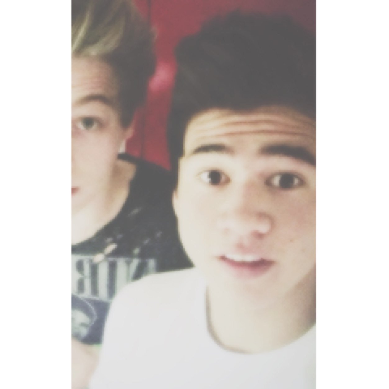 I just want you to know youre beautiful and worth every second and im here for you. ♡♡♡