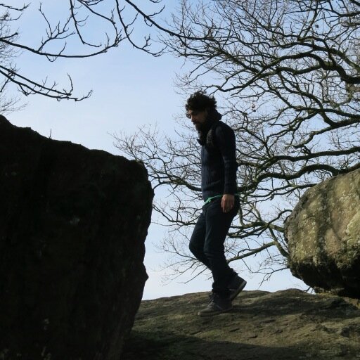 Docente, investigador. Historia ambiental, literatura, naturaleza y paisaje. «fue entonces ese instante de la noche/que se confunde casi con la vida»