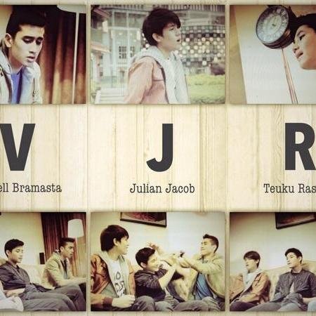 Verrelladdict ||Julianizer|| I Rassyalicious ||
to catch to me you gotta be fast, to find me you gotta be smart , but to be me? you gotta be kidding :D