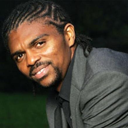 Nigeria and Africa Football Legend! CEO Kanu Heart Foundation. I love FOOTBALL! I Eat FOOTBALL!