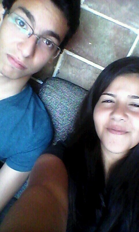 patrick_anis12's profile picture. #IGCSE_student  don't walk in front of me, I may not follow.
don't walk behind me, I may not lead.
just walk beside me and be my friend.