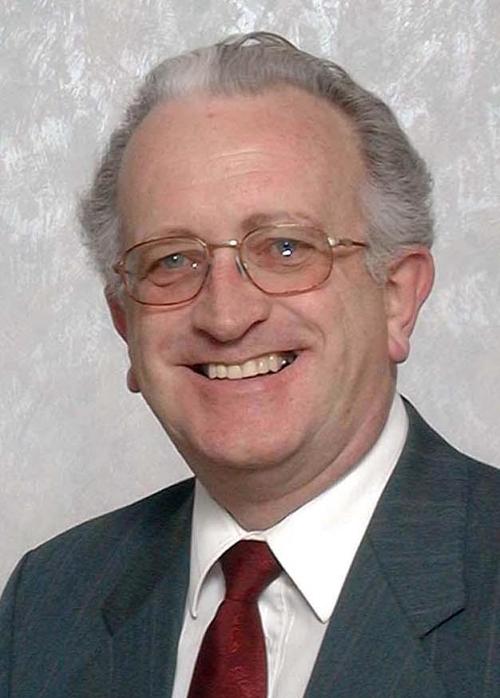 Chairman On2it Software Ltd.  Software Architect 'GEM Networking’ the World’s first ‘BUSINESS NETWORKING Relationship Management’ System.  Born UK  NZ  Aus