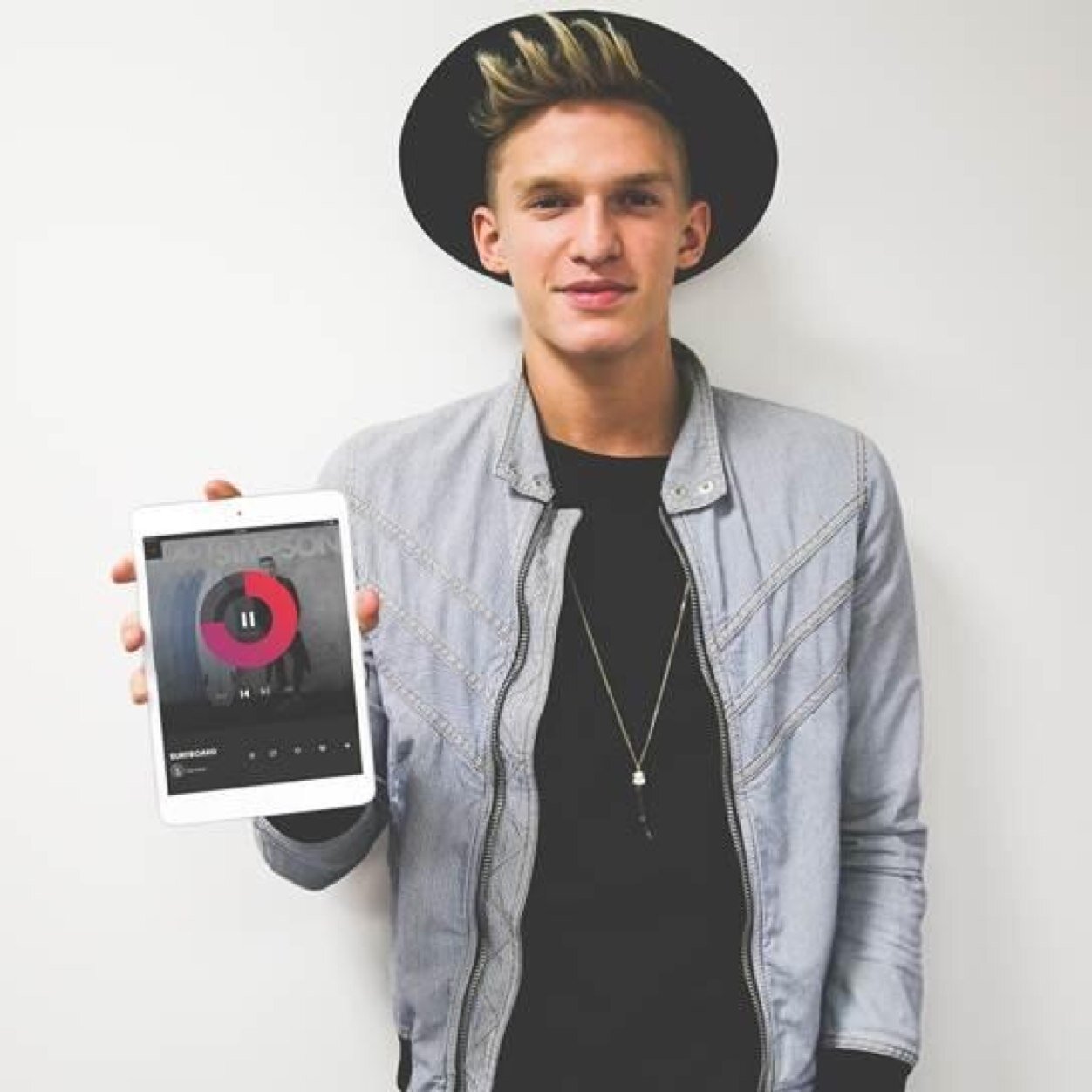 Cody Simpson Indonesia. We share photos, videos, news, etc. Followed by Cody: April/ 8/ 2012