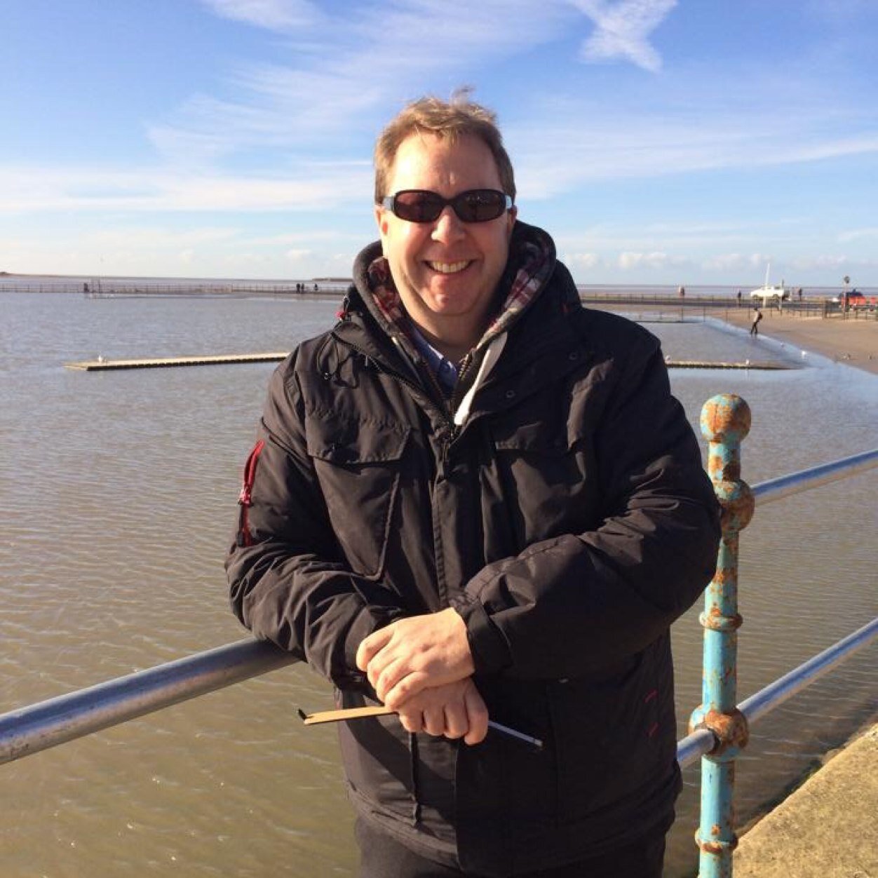 thesupster's profile picture. Hi, 3 gorgeous kids and partner, sleep well, watch TV, support Liverpool Football Club and play trains, sounds interesting ey!