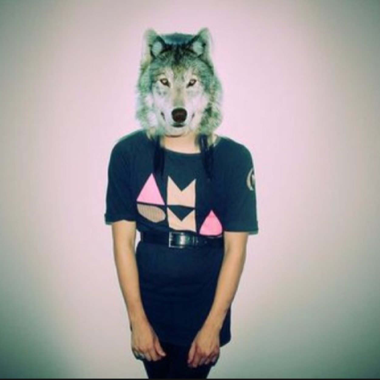 CoolCrazybo's profile picture. 16 infiernos. Mi mejor chaqueta no es la firma mas gloriosa o la mas nueva, es la que acumula mas abrazos. Followme & I will followback.