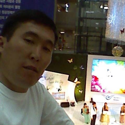 az_obh's profile picture. 