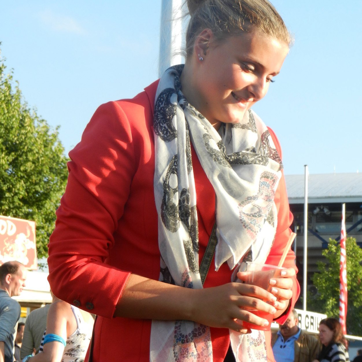 Marriechen__'s profile picture. ☺️ try to think positive and love the life you live, because you only have this one!