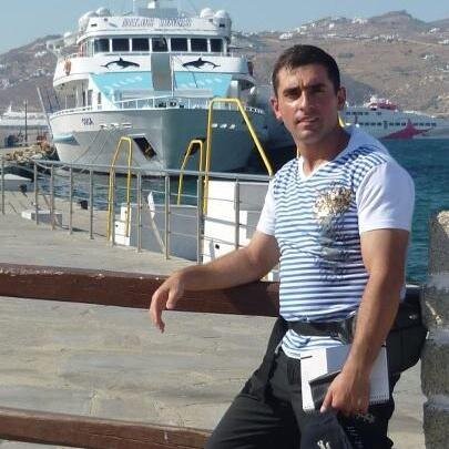 soy un chico descomplicado que ama las cosas simples de la vida