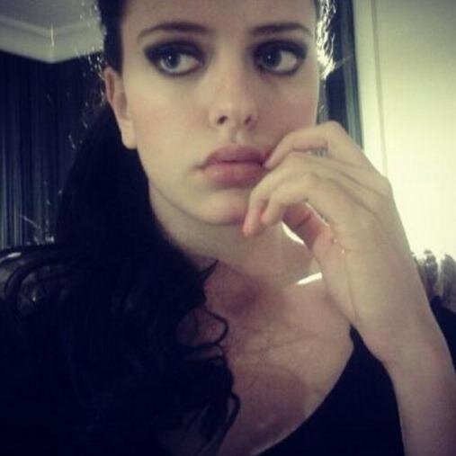 elifakyay's profile picture. İTÜ - Güzel sanatlar // Galatasaray Aşığı