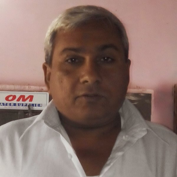 naeshparech's profile picture. 