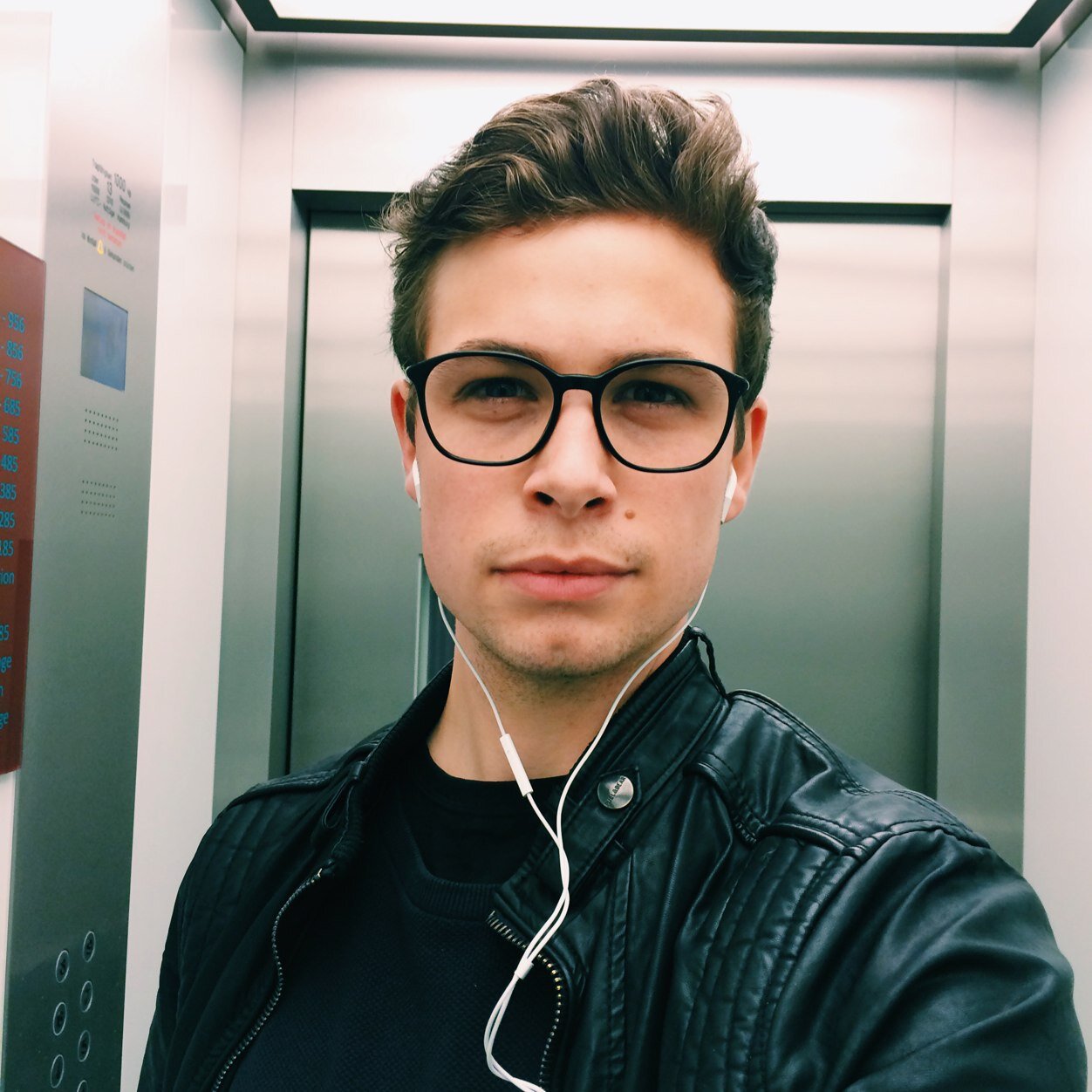 EmilReinke's profile picture. making music as twocolors, being creative and acting