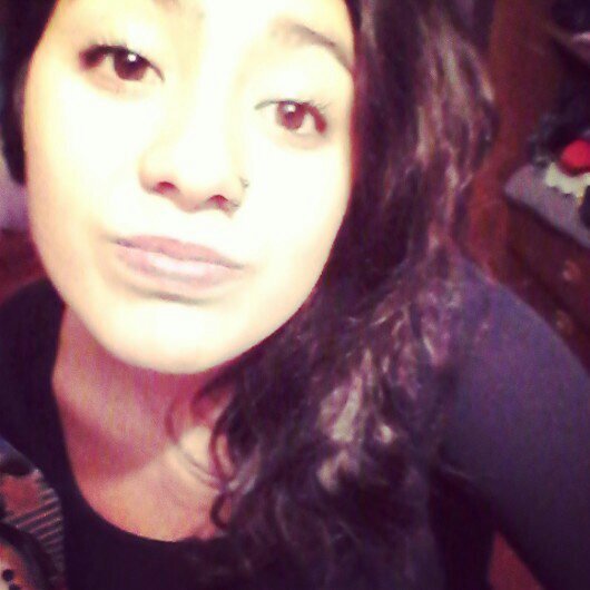Hello.x  Soy francisca(zoe) soy chilena tengo 15 años :) amo a mis bb's #one direction #love #crazymofos ♥.♥ #1D