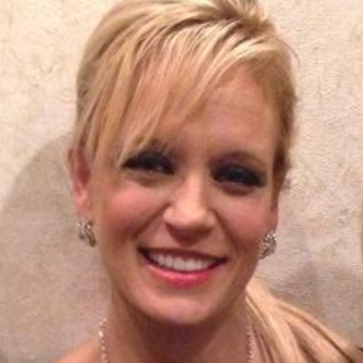 wife, mother, teacher, avid reader