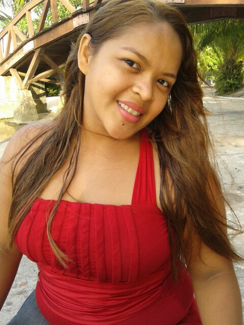 PastanaAline's profile picture. Me Segue sigo de volta