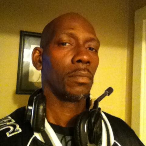 djrocknrenzo's profile picture. Lorenzo Hickey
dj rockin renzo
 
https://t.co/LJCaGet5aw
contact no.