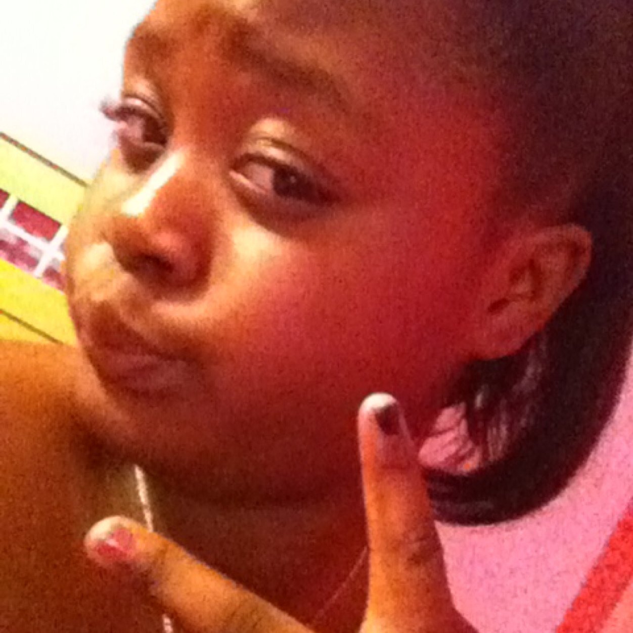 I am a diva i can rap i am pretty and haters luv me lol