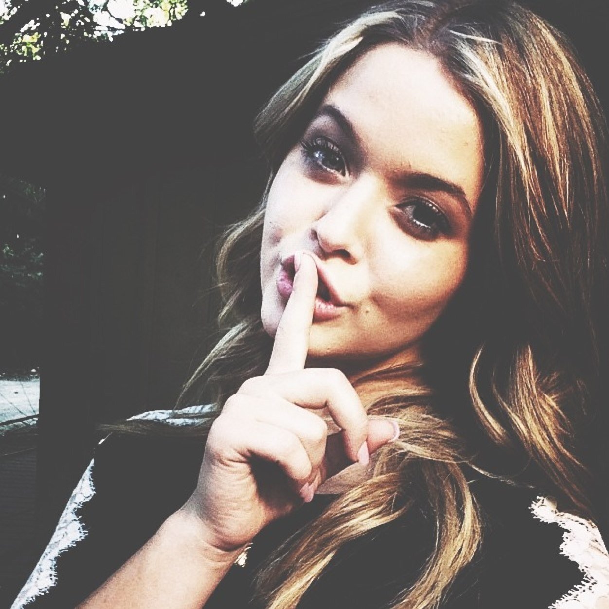 pllvines's profile picture. Vines of scenes from Pretty Little Liars, interviews with the cast, behind the scenes, bloopers and other projects involving cast members