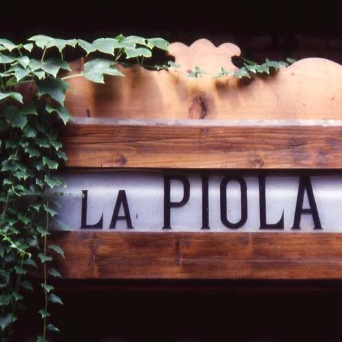 OsteriaLaPiola's profile picture. Antica stazione di posta e cambio di cavalli dal 1752 Tel. +39 059848052 Modena (Zona Fiera a 800 mt. dall'uscita dell'Autostrada, casello Modena nord)