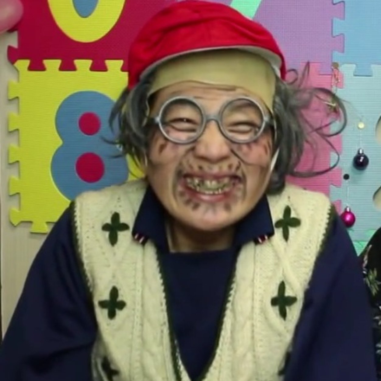 yoreyoresan's profile picture. 皆さんこんにちは、ヨレヨレさんだよ〜！
中2の孫が大好きなんですね〜^ ^