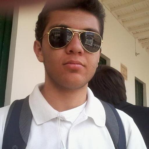 Tener lindo día, es dar eso que te da el vivir. 
     No esperes nada a cambio y da tú maravilloso mundo con una sonrisa.

:)                   |\^____^/|