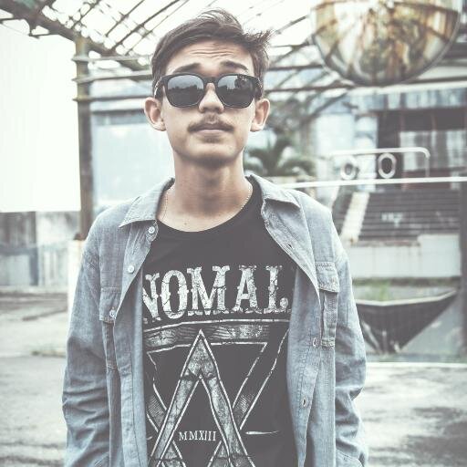 penderitaan membuat ku semakin berkembang. @MesutOzil1088