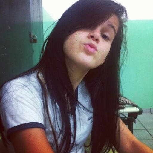 No fundo, bem no fundo, eu tenho é tanta saudade de tudo.