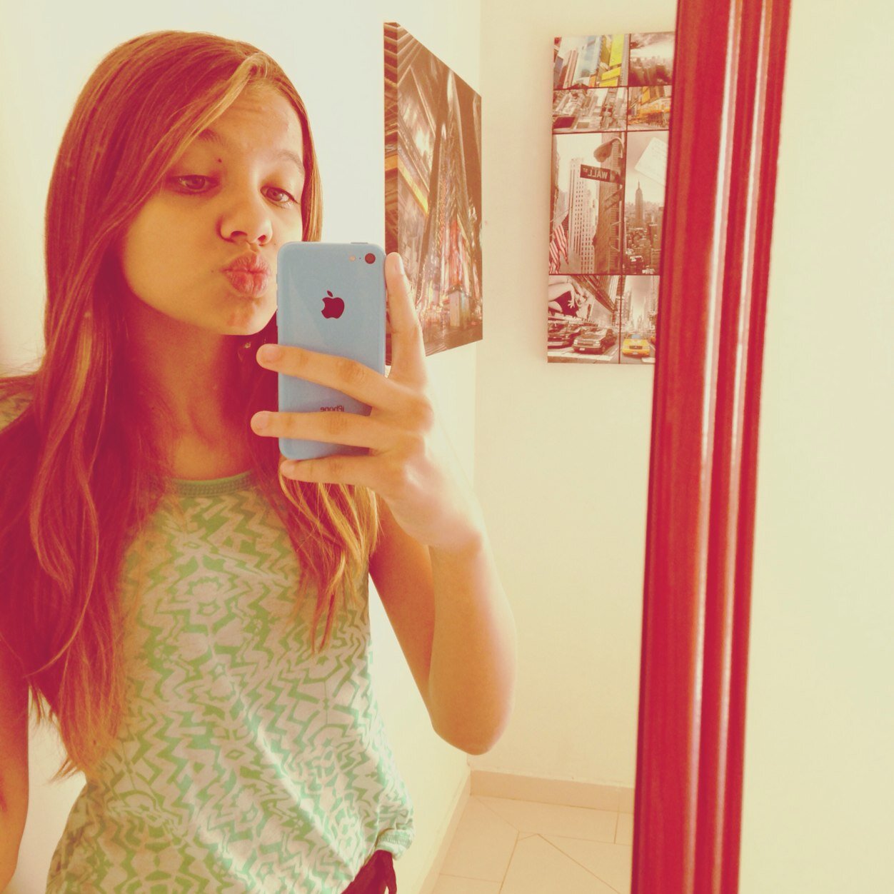Segue no instagram : _daan3
