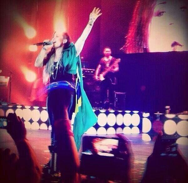 01/05 melhor dia, oi, tudo bem? owbrigadow, brigadeirow, io te amow @ddlovato ♥