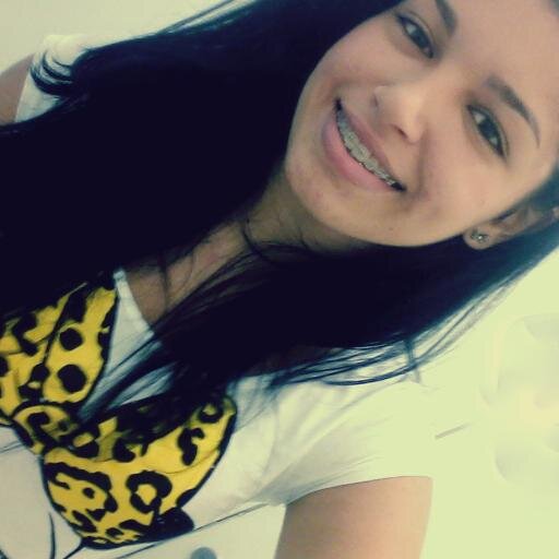 criistianecris's profile picture. 