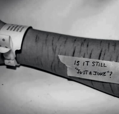 15||fat||ana||secret account||selfharm||stressed||depressed||suicidal thoughts||cutter|selfharm||smoker||i just want to die ♥
