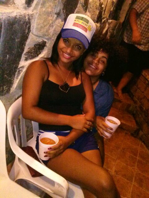 Capaz de luchar por lo que quieroo..siempre decidiidaa Y segura de Si Mismaa.♥  Mi pin 271BC11B... My B' Day 23 EneroO :D