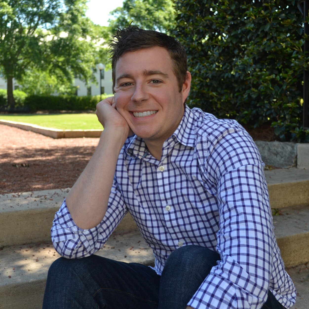 Evanbt's profile picture. Marketing Specialist for Univ. of Alabama at Birmingham. Graphic Designer. Coffee Lover. Mickey Mouse Enthusiast. Technology Geek.